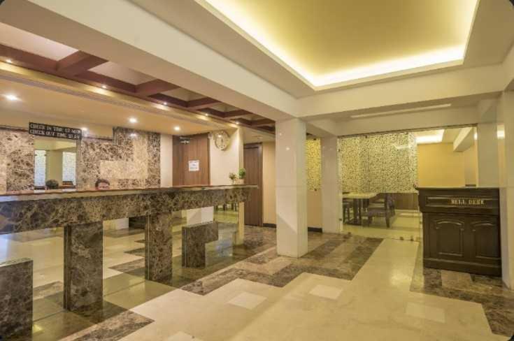 Palette Hotel Nisarga By Sunday Бопал Екстериор снимка